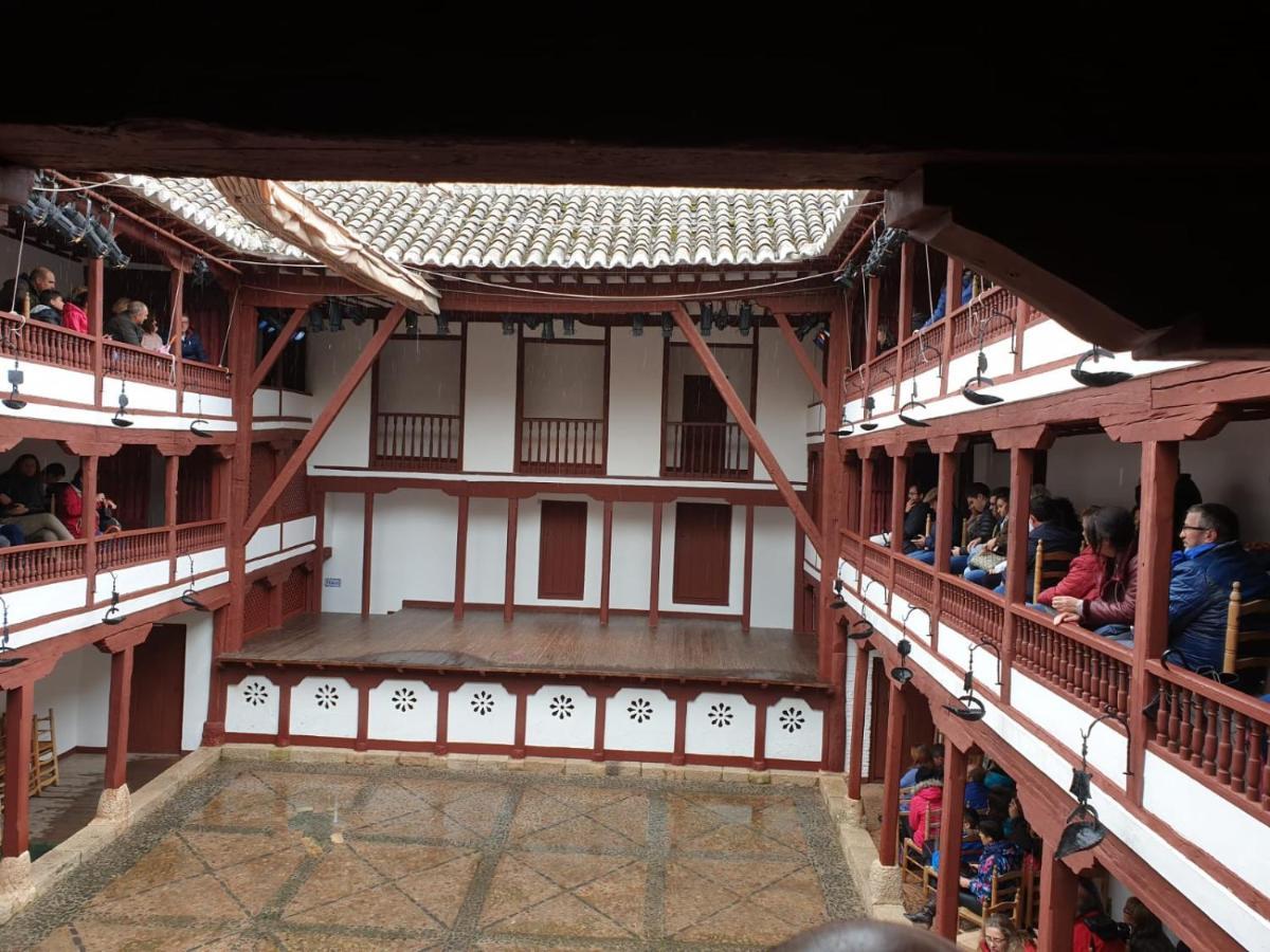 Posada Del Herrero Madridejos Exteriör bild