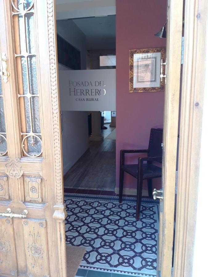 Posada Del Herrero Madridejos Exteriör bild